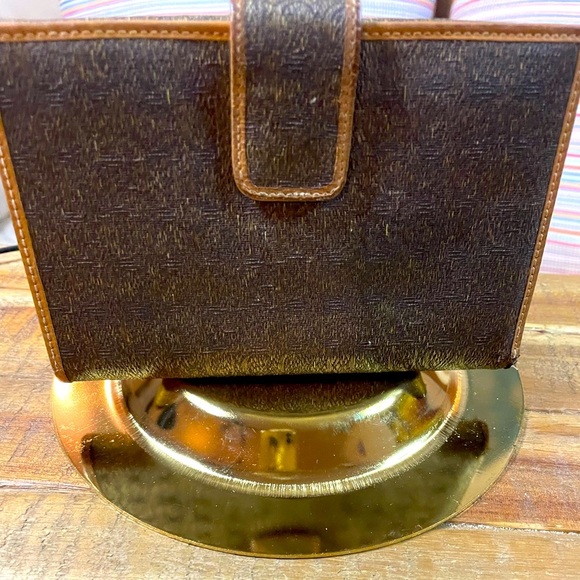 Gucci Accessories - Gucci Wallet